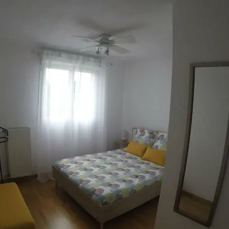 Renoir Apartment